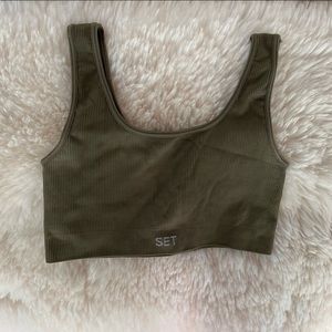 Set Active box cut bra